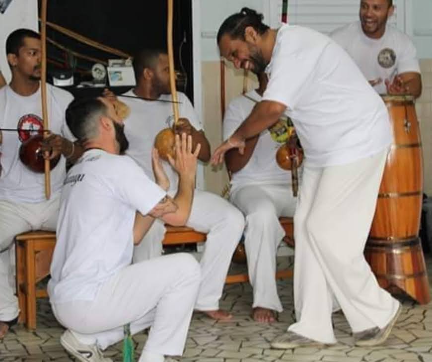 mestre-sauva-jogando-com-mestre-murruga
